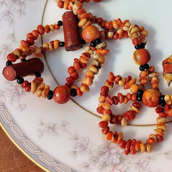 Vtg MCM Necklace Estate Jewelry Amber Seahorse Stone Resin & Wood Signed Tag - Picture 5 of 9